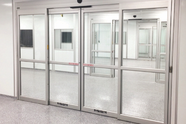 negative pressure cleanroom, cleanrooms, modular cleanrooms, modular cleanroom construction, cleanroom construction, cleanroom, hardwall cleanrooms