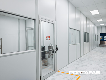 cleanroom windows