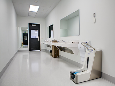 cleanroom gown room with sinks